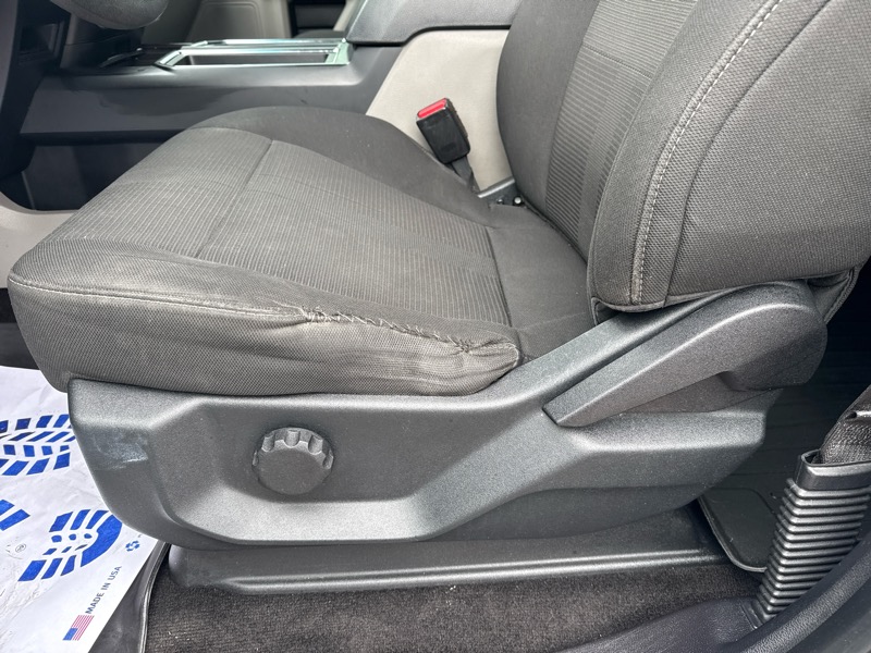 2017 Ford F-150 XL photo 9