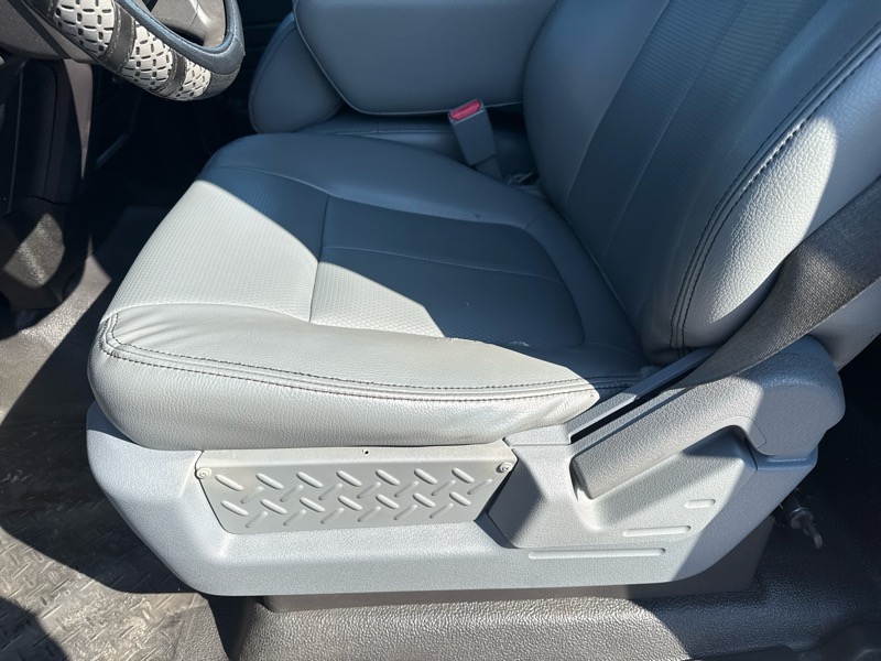 2012 Ford F-150 XL photo 9