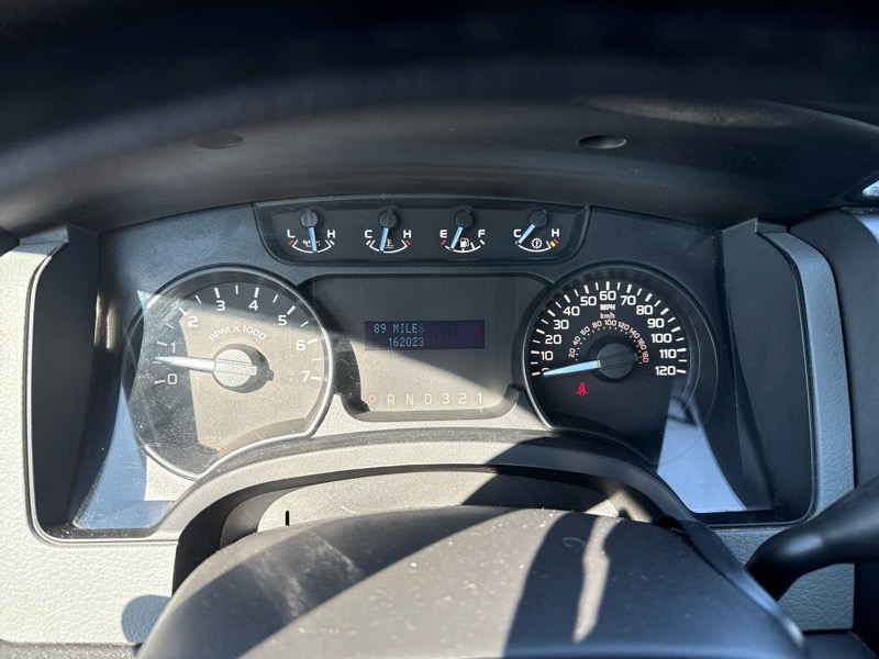 2012 Ford F-150 XL photo 13