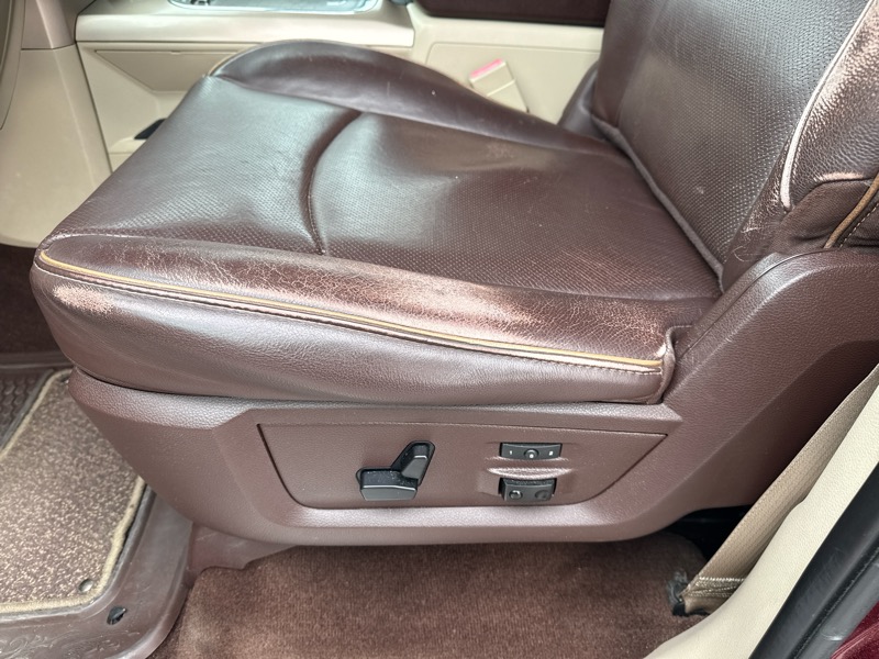 RAM 1500 Laramie Longhorn Edition Crew Cab SWB 2WD 2017 RAM 1500 Laramie Longhorn Edition Crew Cab SWB 2WD 2017