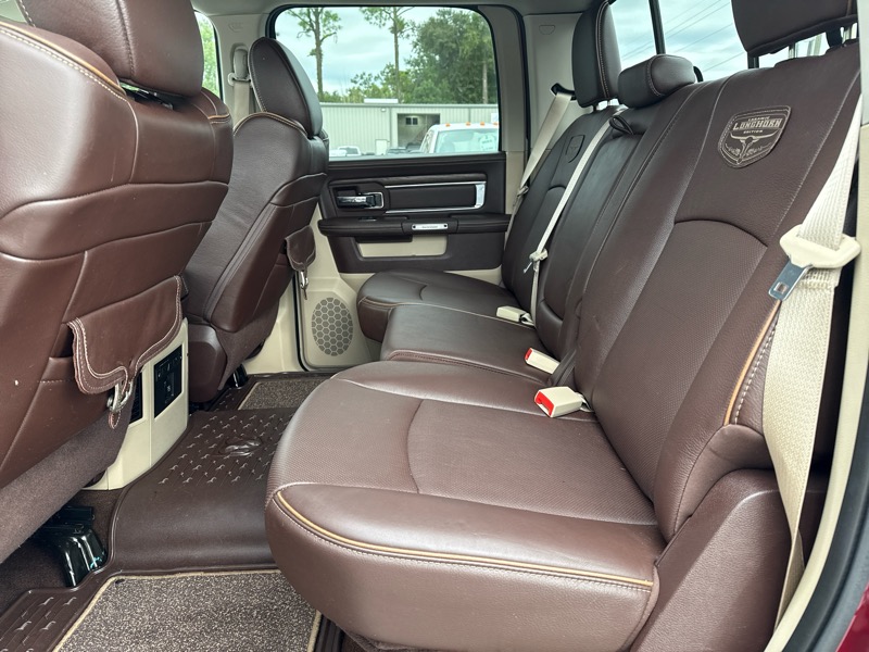 RAM 1500 Laramie Longhorn Edition Crew Cab SWB 2WD 2017 RAM 1500 Laramie Longhorn Edition Crew Cab SWB 2WD 2017