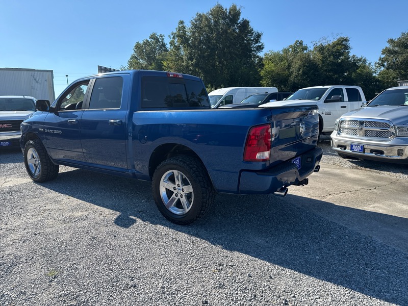 RAM 1500 Sport Crew Cab 4WD 2011 RAM 1500 Sport Crew Cab 4WD 2011
