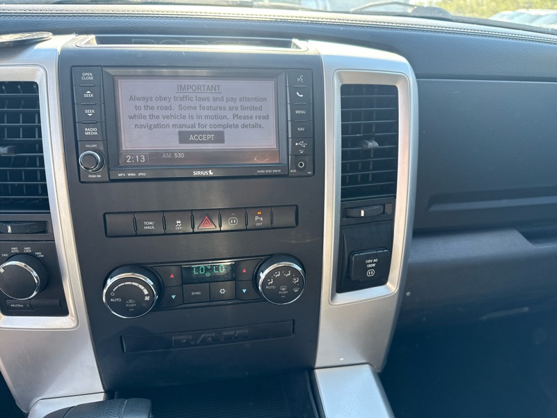 RAM 1500 Sport Crew Cab 4WD 2011 RAM 1500 Sport Crew Cab 4WD 2011