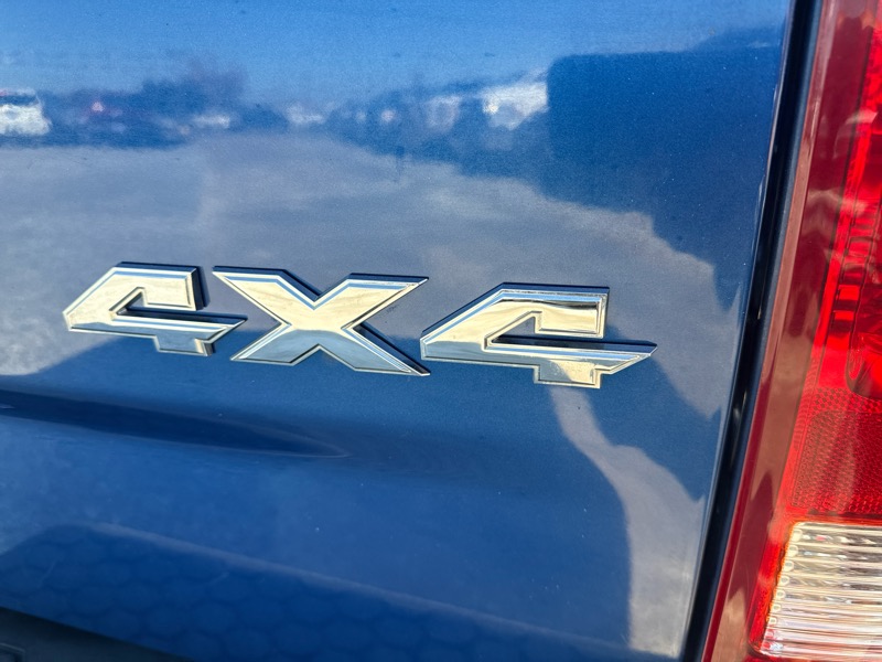 RAM 1500 Sport Crew Cab 4WD 2011 RAM 1500 Sport Crew Cab 4WD 2011