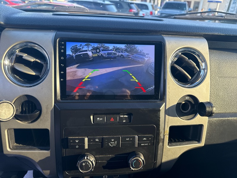 Ford F-150 XLT 2WD SuperCrew 5.5' Box 2011