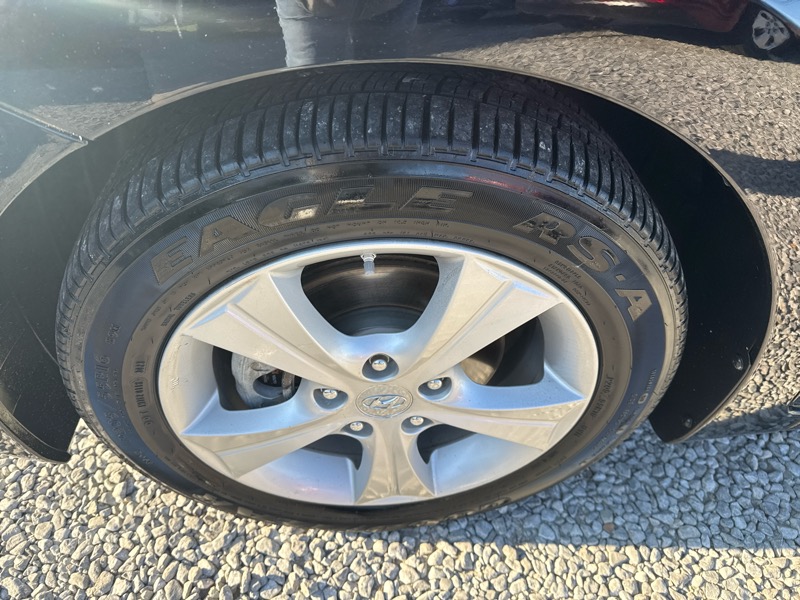 Hyundai Elantra SE 6AT 2016