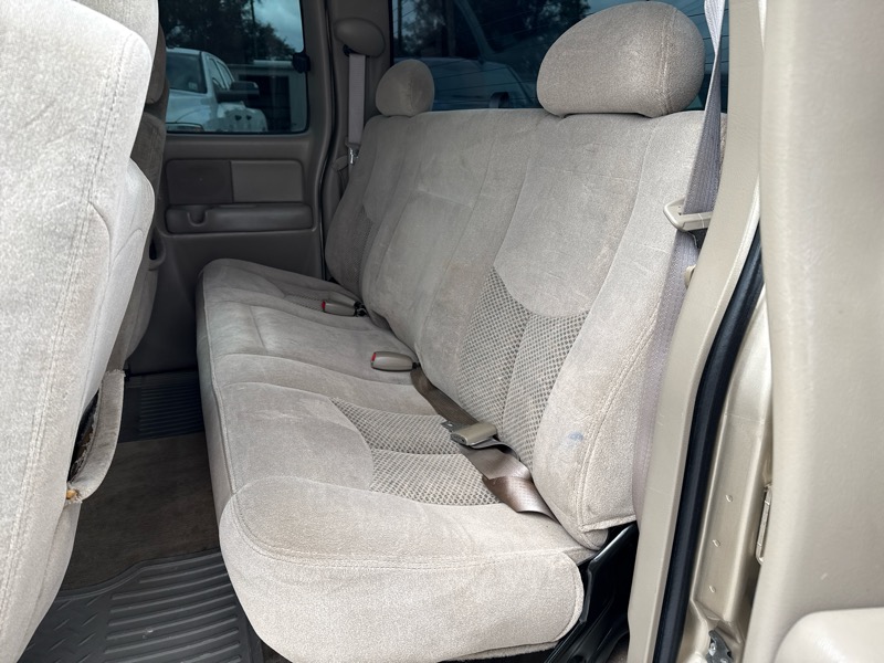 Chevrolet Silverado 1500 LS Ext. Cab 2WD 2004