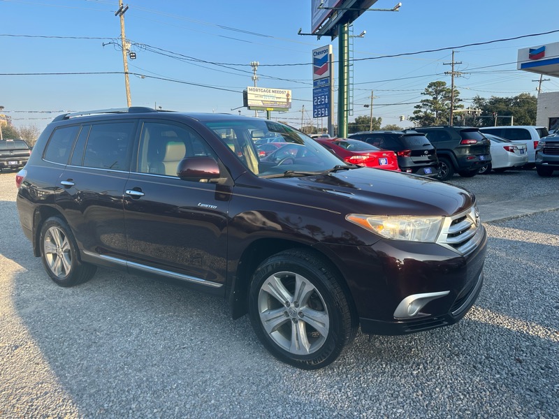 Toyota Highlander Limited 2WD 2012