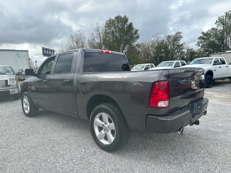 RAM 1500 Tradesman Crew Cab SWB 2WD 2015