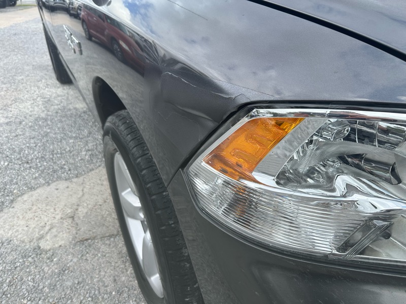 RAM 1500 Tradesman Crew Cab SWB 2WD 2015