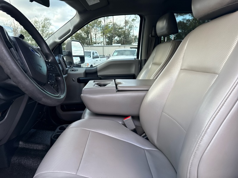 Ford F-350 SD XL Crew Cab 4WD 2019