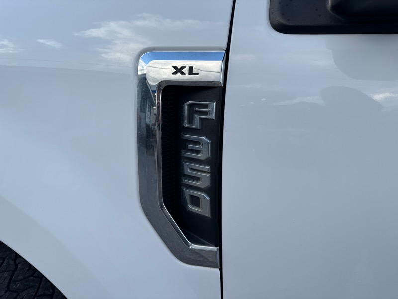 Ford F-350 SD XL Crew Cab 4WD 2019