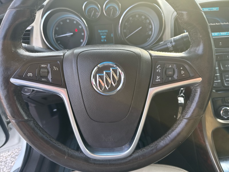 Buick Verano Base 2013