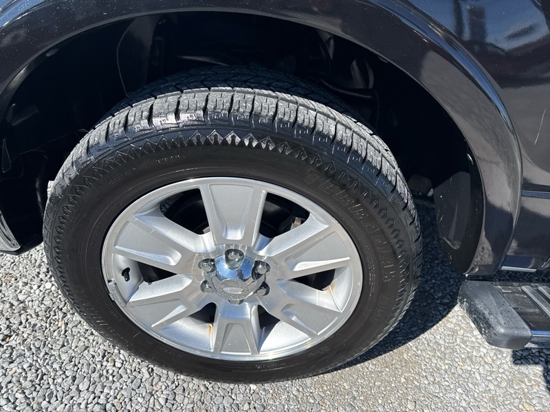 Ford F-150 Lariat SuperCrew 2WD 2012