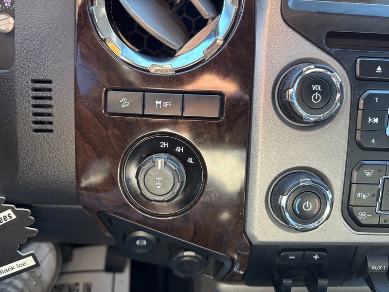 Ford F-250 SD Lariat Crew Cab 4WD 2016