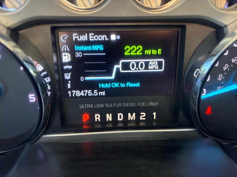 Ford F-250 SD Lariat Crew Cab 4WD 2016