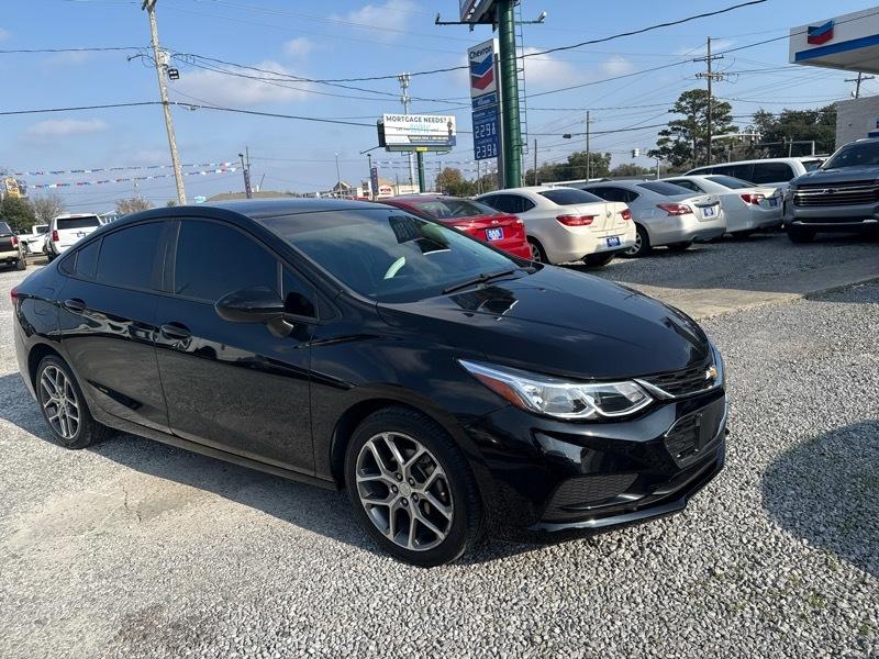 Chevrolet Cruze LS Auto 2017