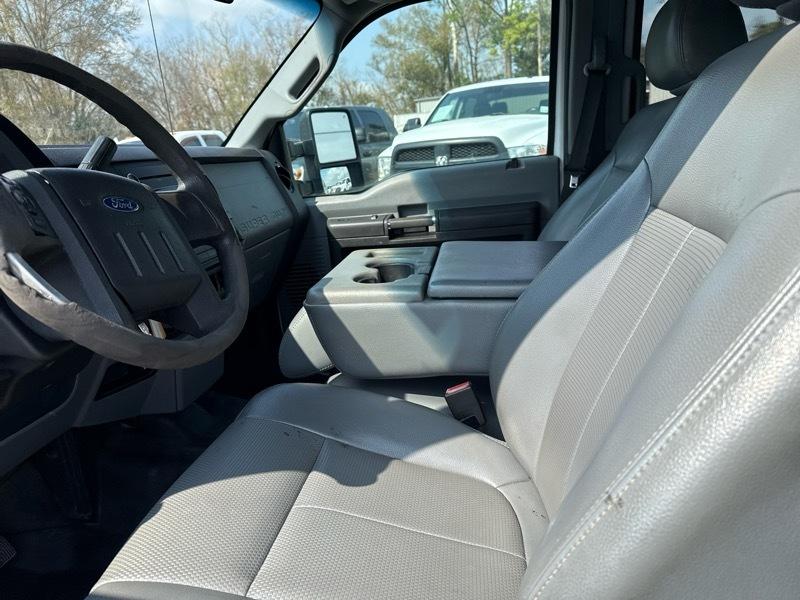 Ford F-250 SD XL Crew Cab LWB 2WD 2013