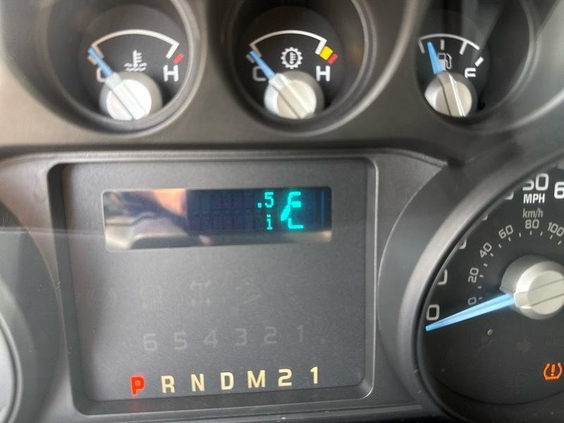 Ford F-250 SD XL Crew Cab LWB 2WD 2013