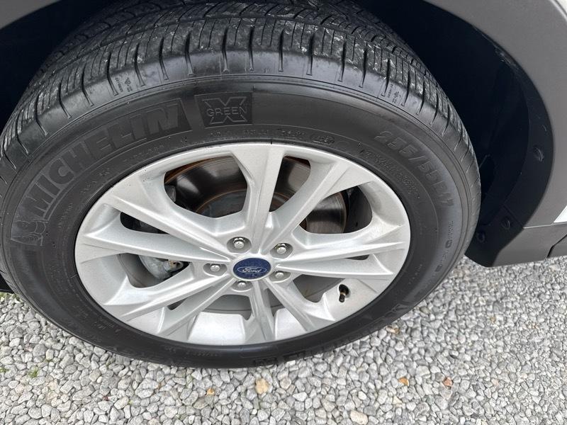 Ford Escape SE FWD 2017