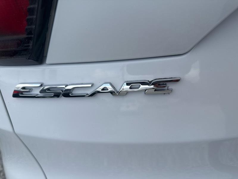 Ford Escape SE FWD 2017
