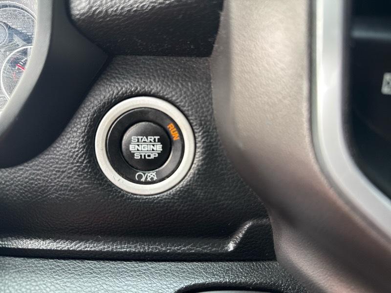 RAM 2500 Big Horn Crew Cab 4WD 2020