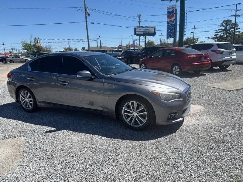 Infiniti Q50 Base AWD 2015