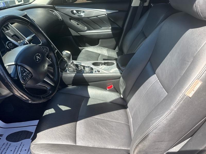 Infiniti Q50 Base AWD 2015