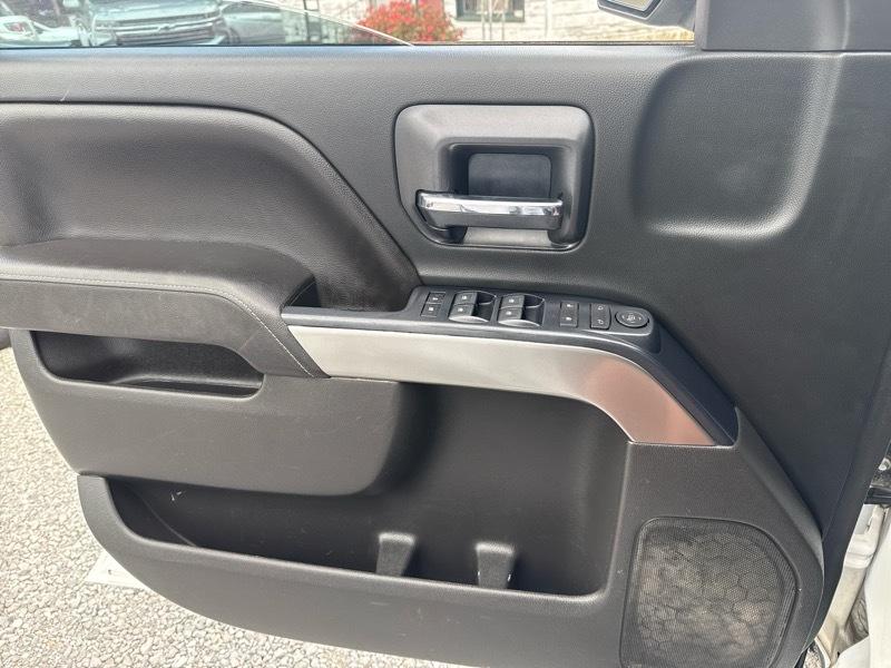 Chevrolet Silverado 1500 LT Crew Cab 4WD SWB 2018