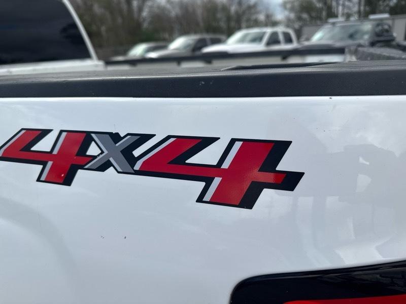 Chevrolet Silverado 1500 LT Crew Cab 4WD SWB 2018