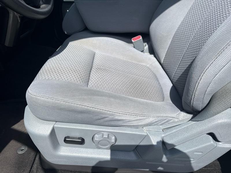 Ford F-150 XLT SuperCrew 2WD 2012