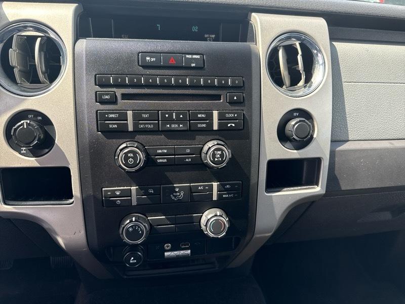 Ford F-150 XLT SuperCrew 2WD 2012