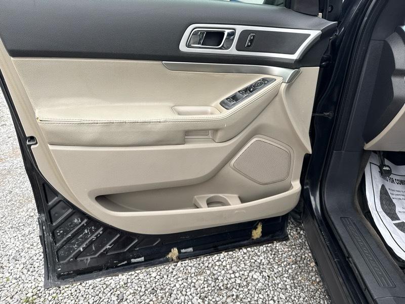 Ford Explorer XLT 2011