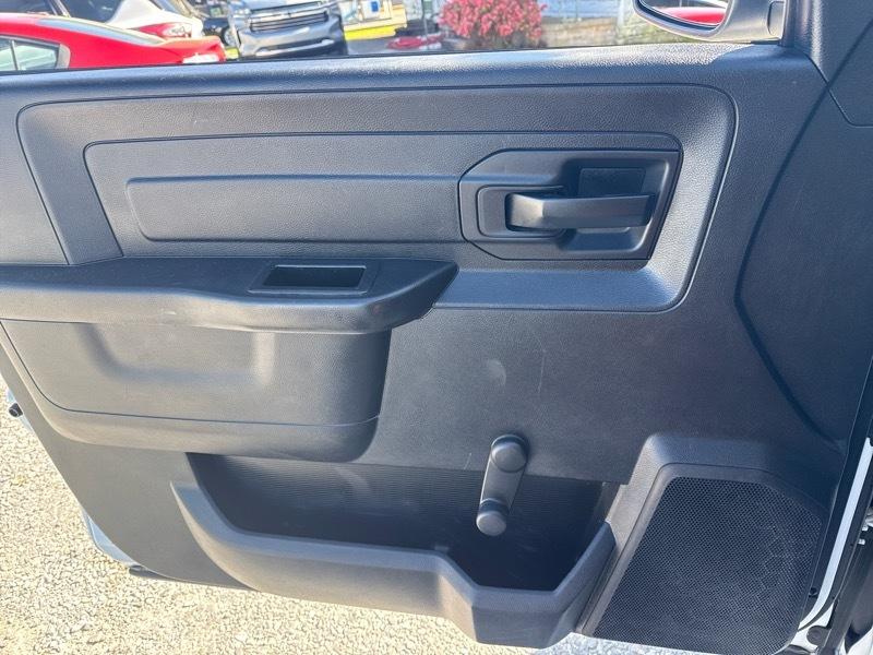 RAM 1500 ST Reg Cab 2015