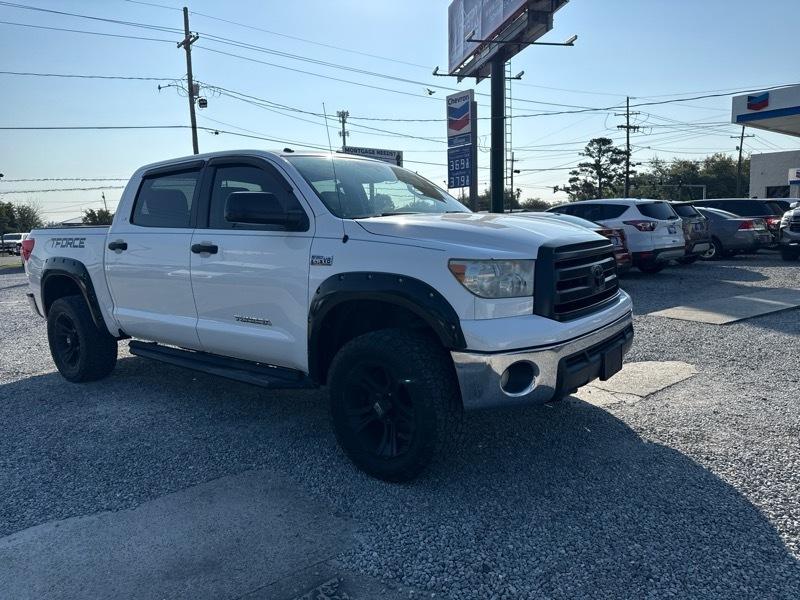 Toyota Tundra SR5 Crew Max 2WD 5.7L V8 2012