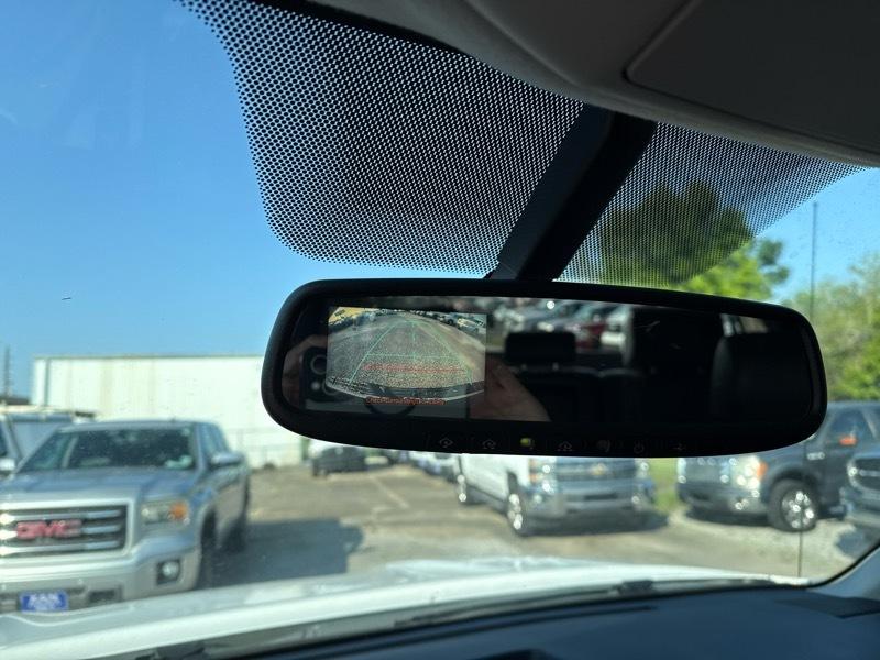 Toyota Tundra SR5 Crew Max 2WD 5.7L V8 2012