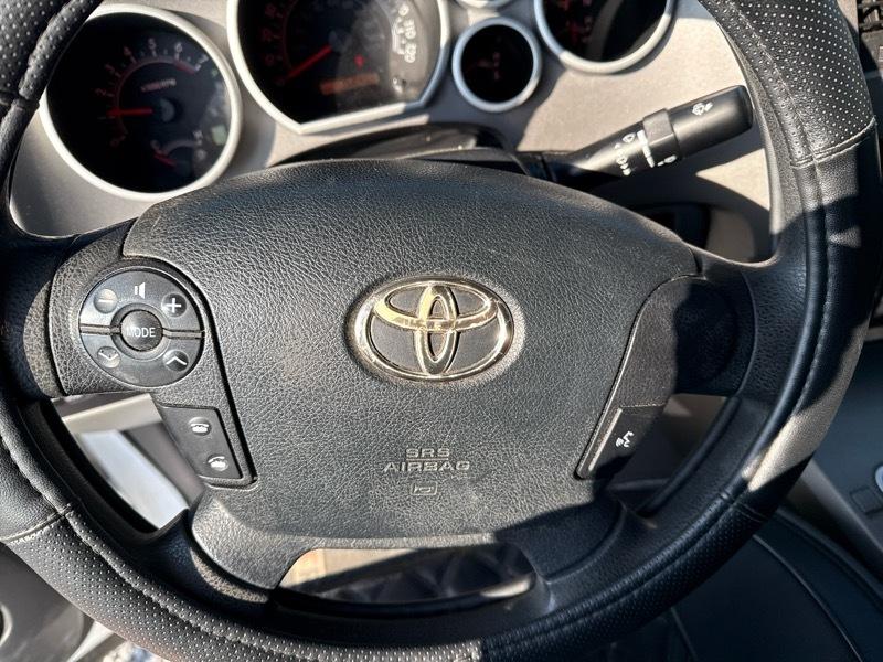 Toyota Tundra SR5 Crew Max 2WD 5.7L V8 2012