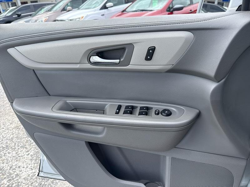 Chevrolet Traverse 1LT FWD 2015