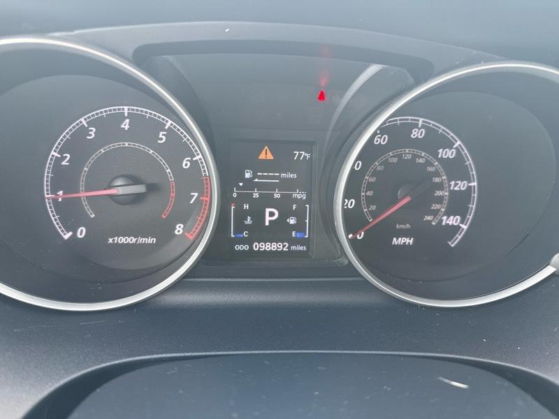 Mitsubishi Outlander SE 2WD 2010