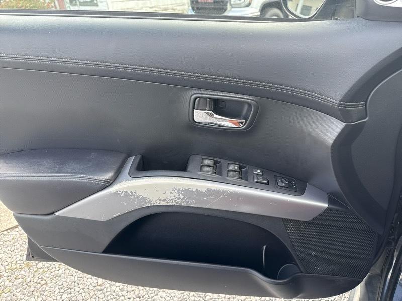 Mitsubishi Outlander SE 2WD 2010