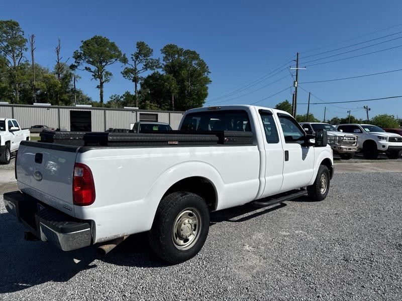 Ford F-250 SD XL SuperCab 2WD 2012