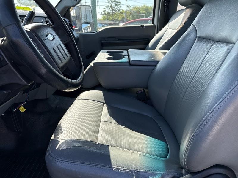 Ford F-250 SD XL SuperCab 2WD 2012