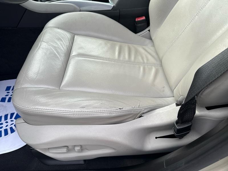 Cadillac SRX Base 2013