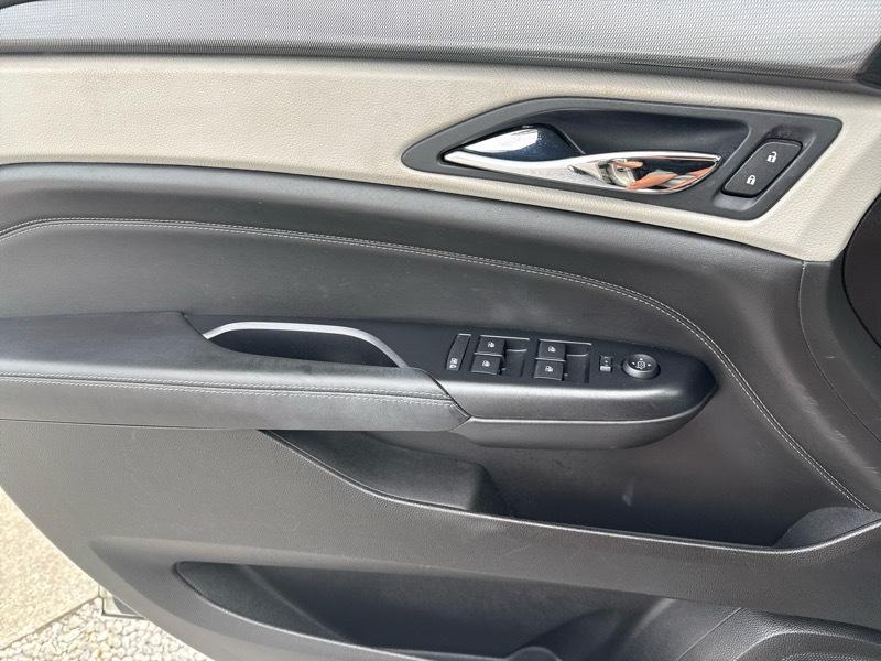 Cadillac SRX Base 2013