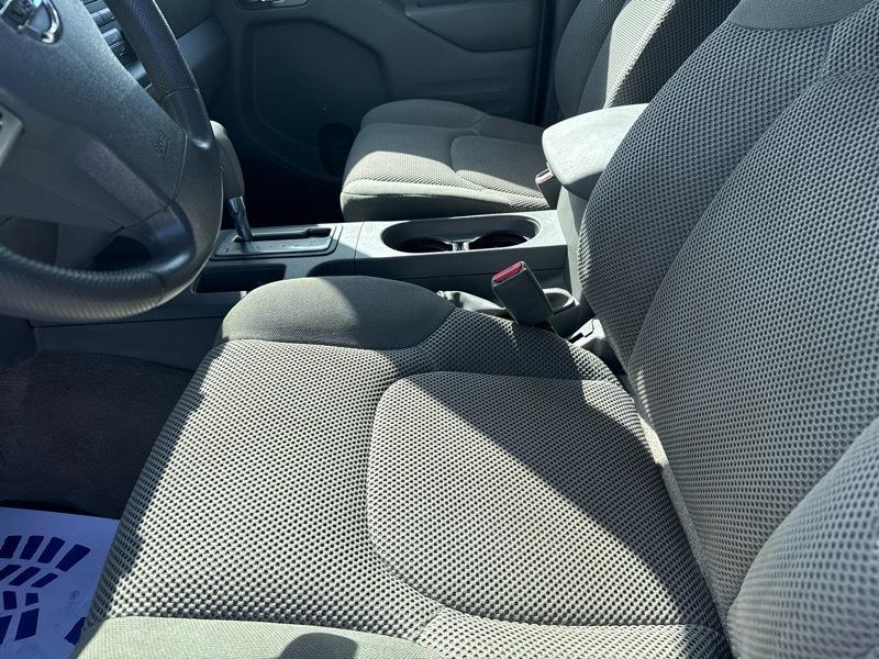 Nissan Frontier S Crew Cab 5AT 2WD 2016