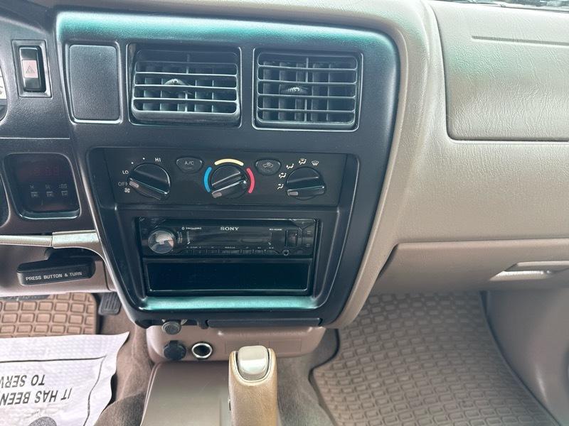 Toyota Tacoma PreRunner Double Cab V6 2WD 2001