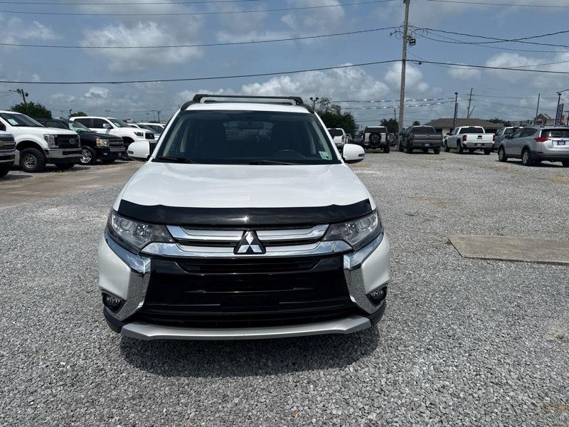Mitsubishi Outlander SEL 2WD 2018