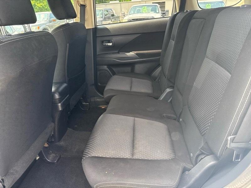 Mitsubishi Outlander SEL 2WD 2018