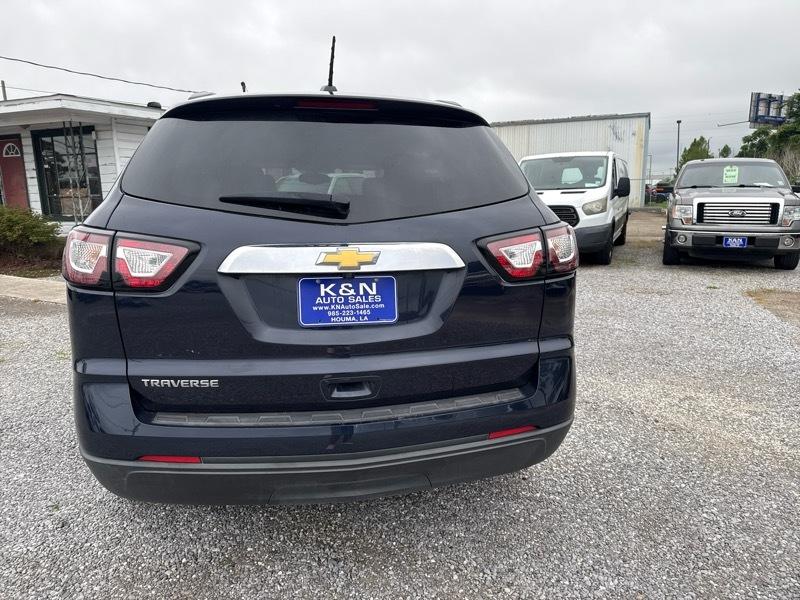 Chevrolet Traverse LS FWD w/PDC 2017