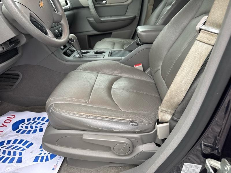 Chevrolet Traverse LS FWD w/PDC 2017